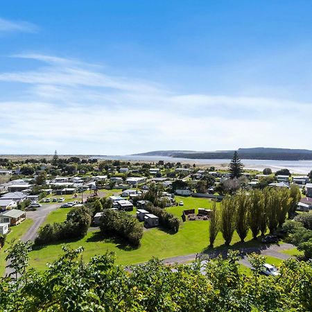 Port Waikato Holiday Park Εξωτερικό φωτογραφία
