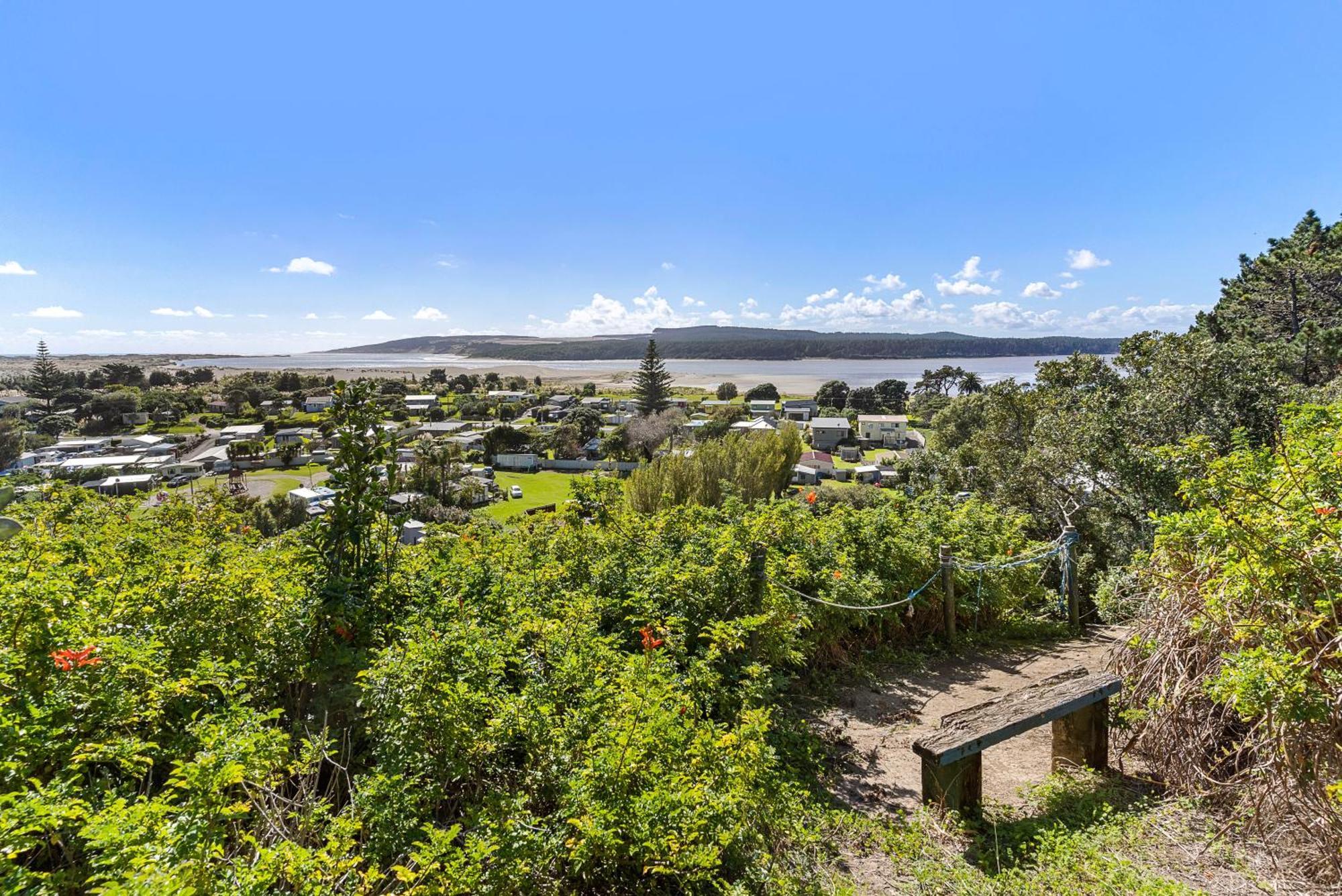 Port Waikato Holiday Park Εξωτερικό φωτογραφία