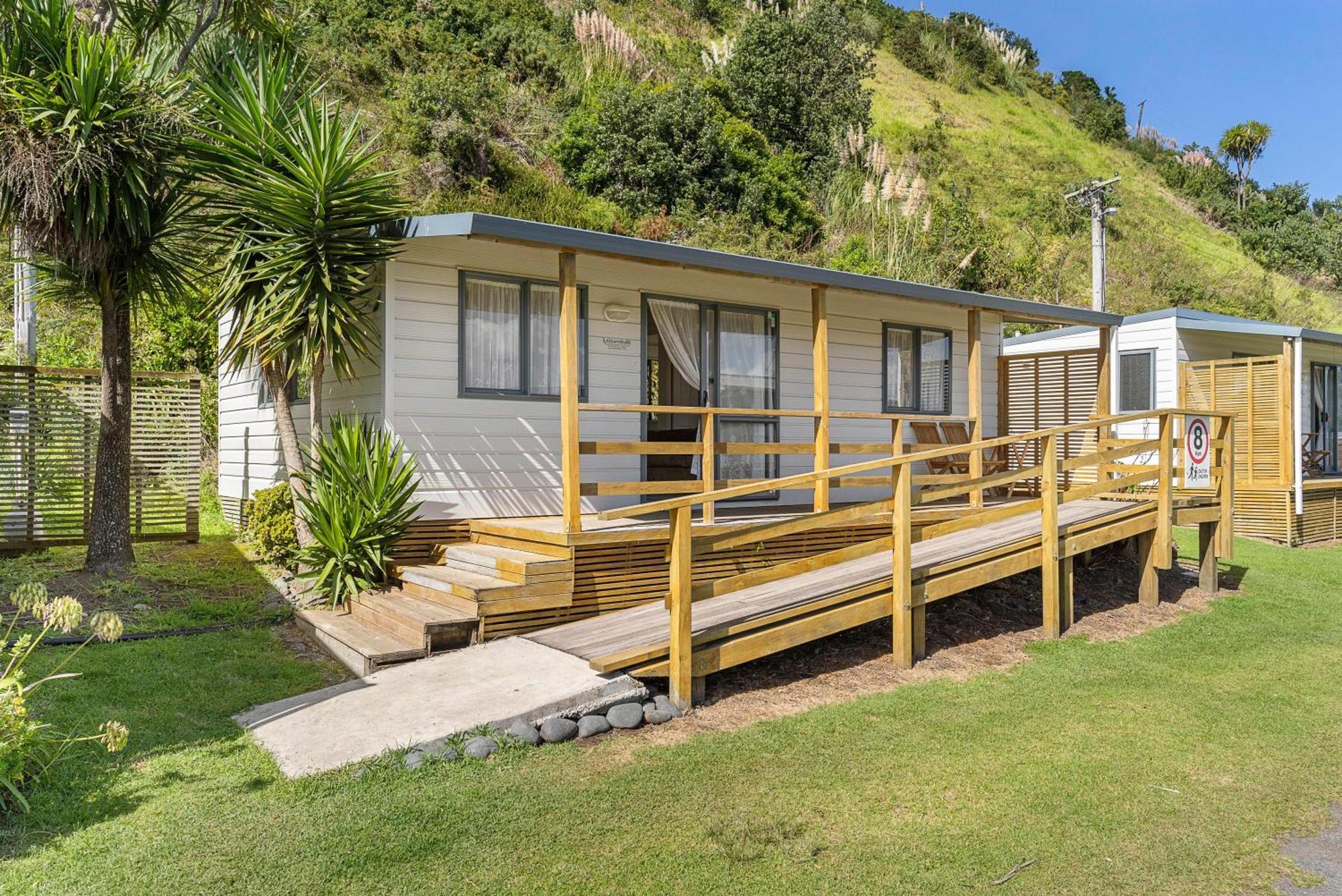 Port Waikato Holiday Park Εξωτερικό φωτογραφία