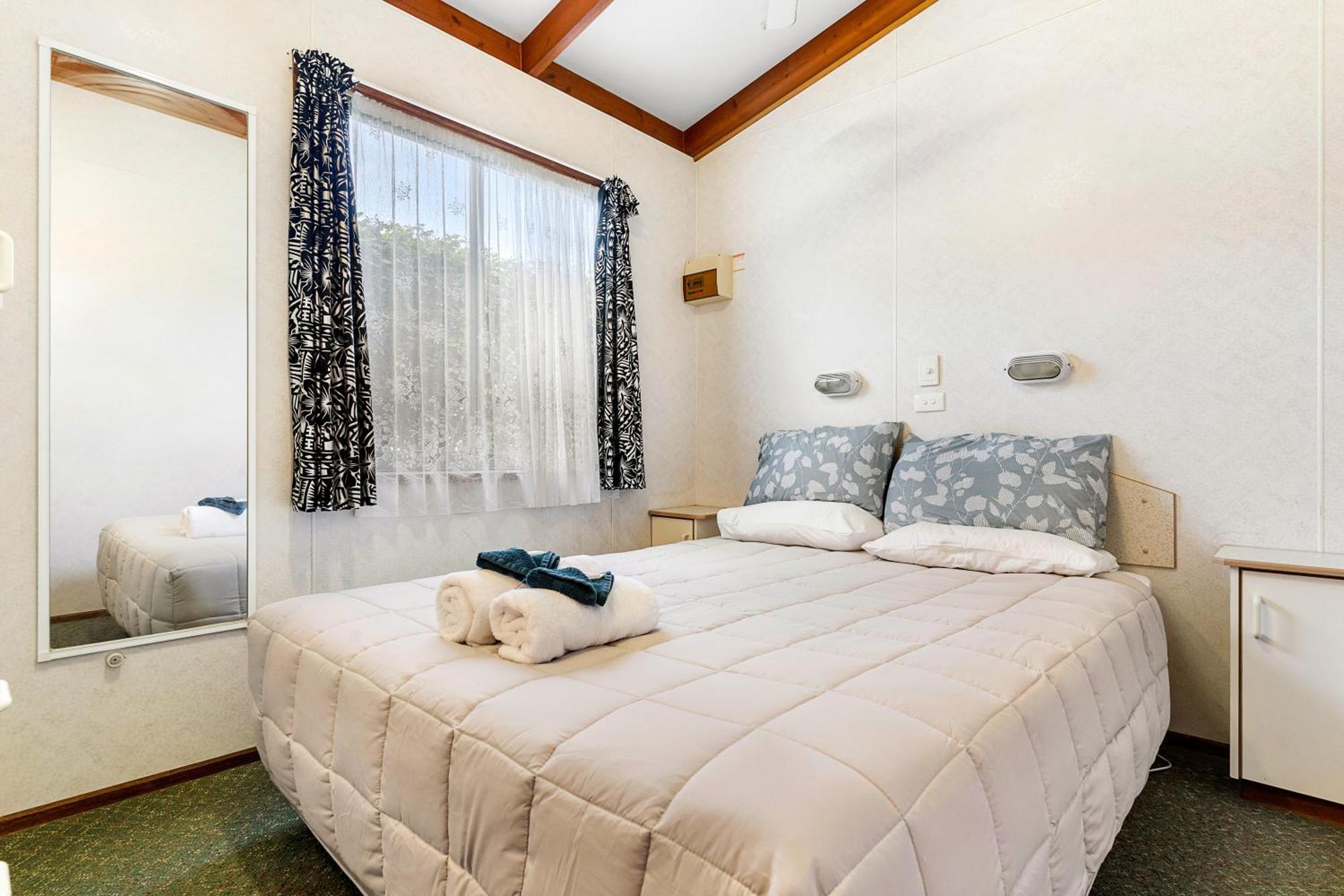 Port Waikato Holiday Park Εξωτερικό φωτογραφία